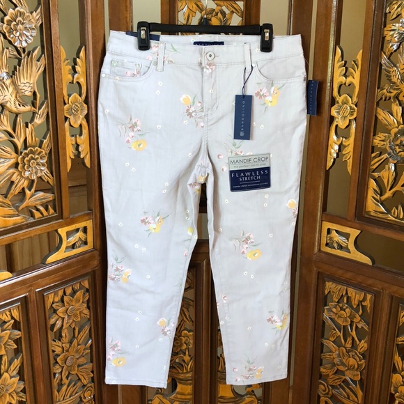 Bandolino Pants - NWT Bandolino Floral Print Mandie Pants Size 12p